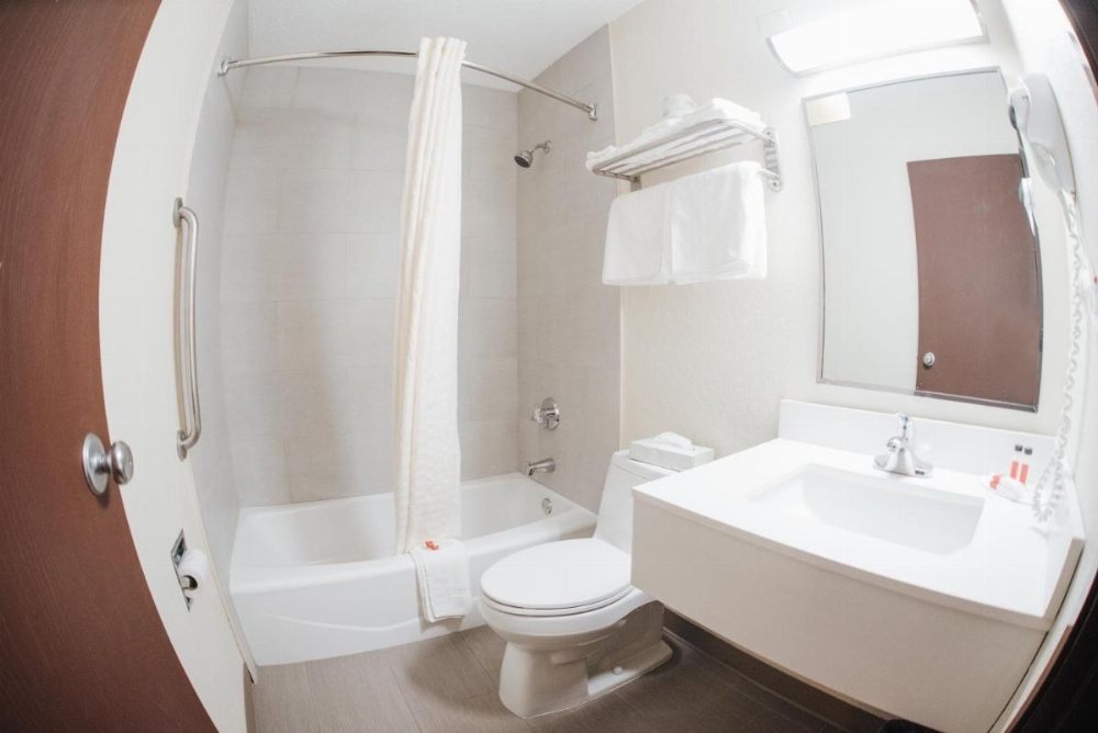 Super 8 by Wyndham Danbury